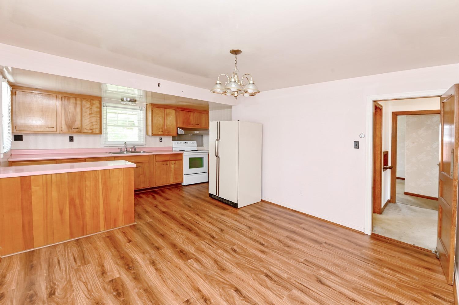 7905 Plainfield Road