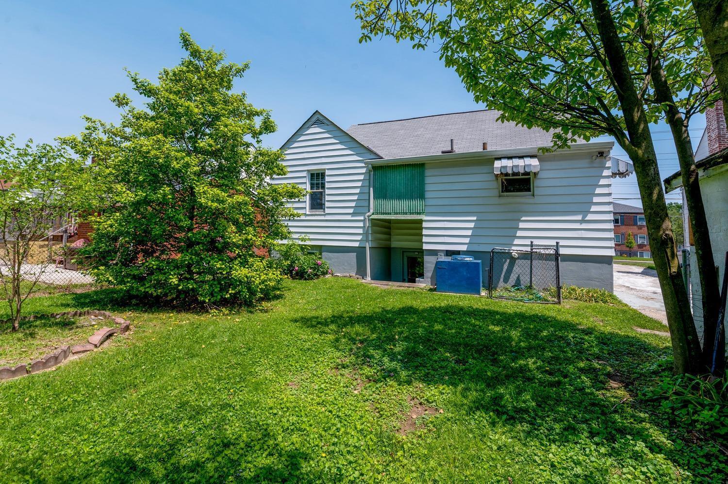 7905 Plainfield Road