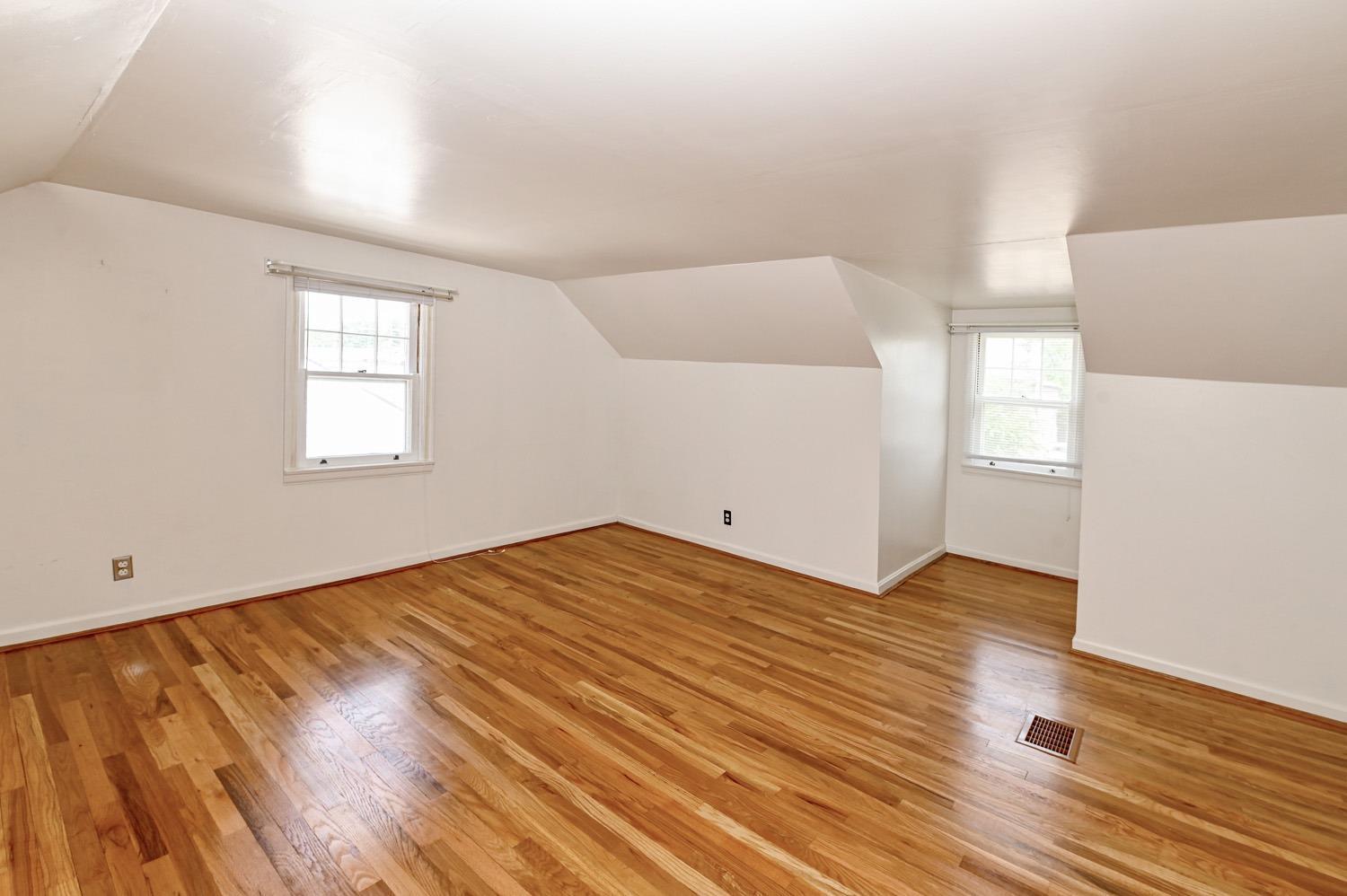 7905 Plainfield Road