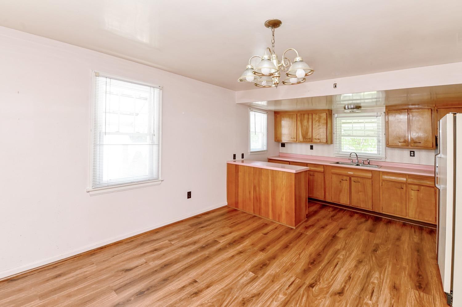 7905 Plainfield Road