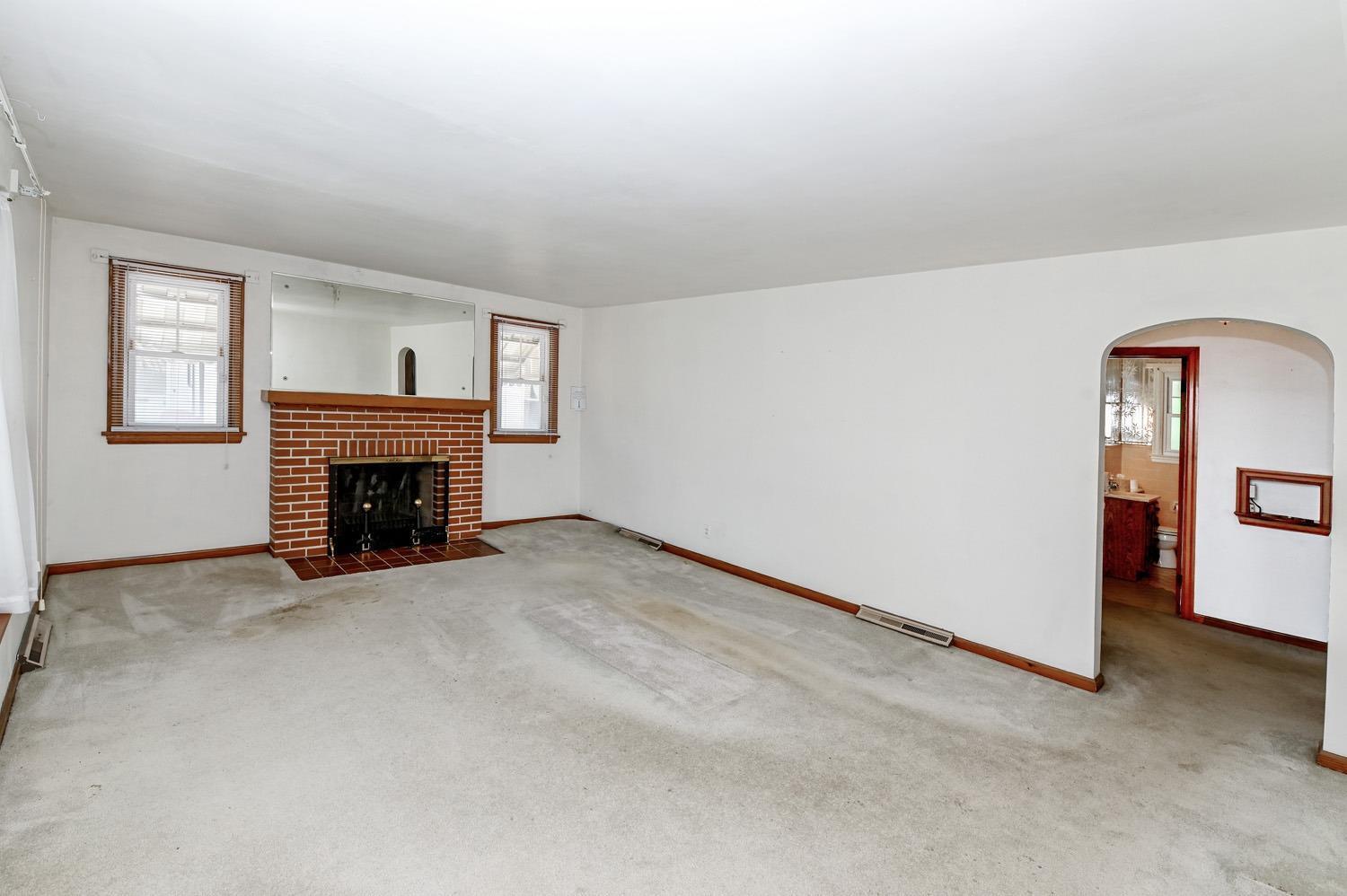 7905 Plainfield Road