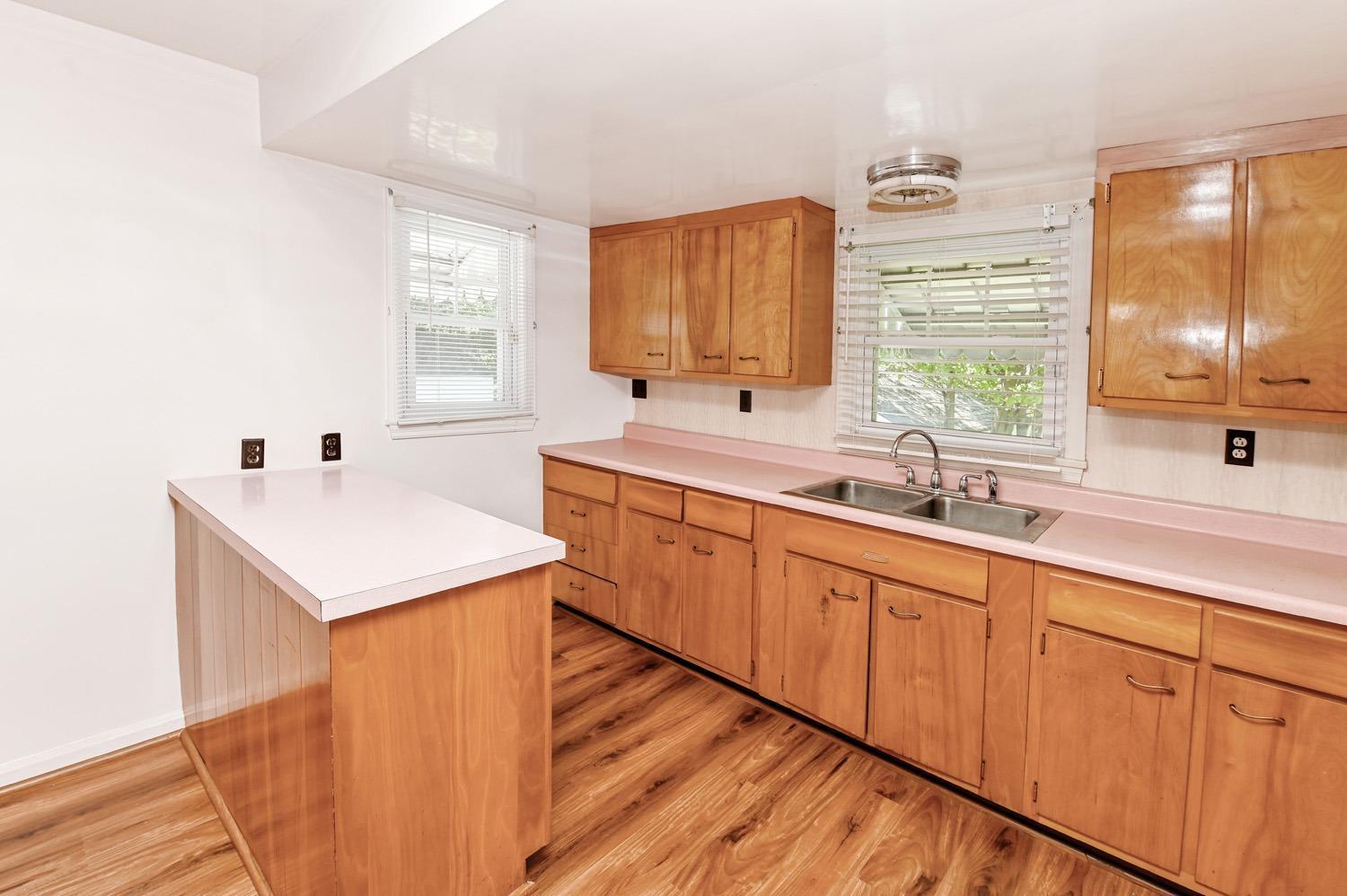 7905 Plainfield Road