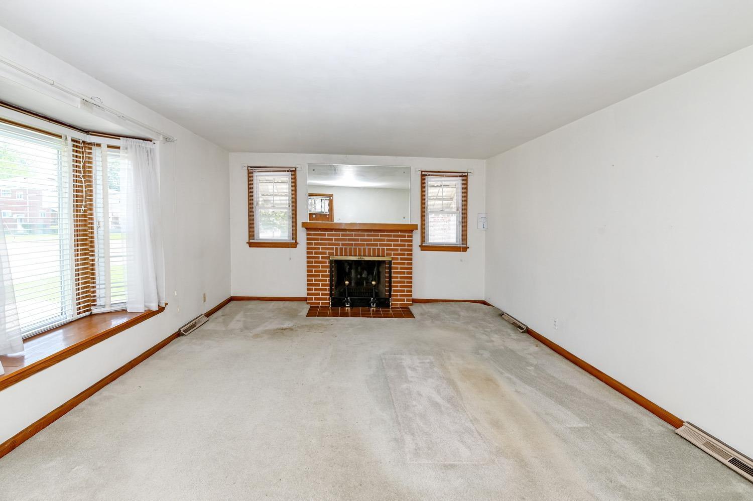 7905 Plainfield Road