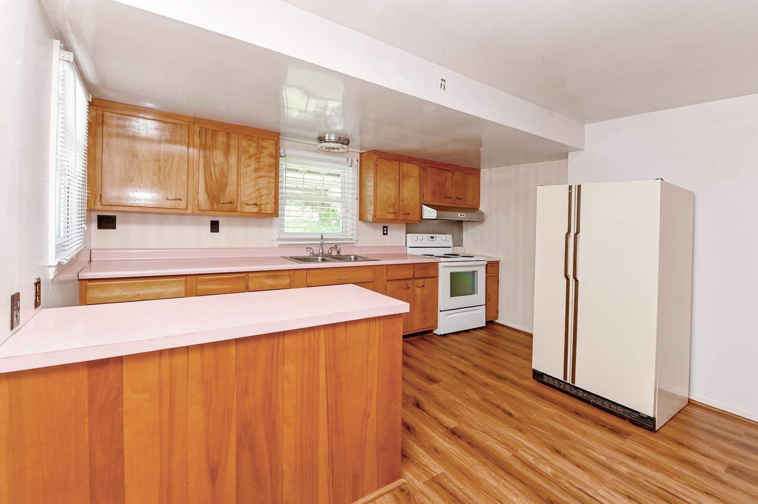 7905 Plainfield Road