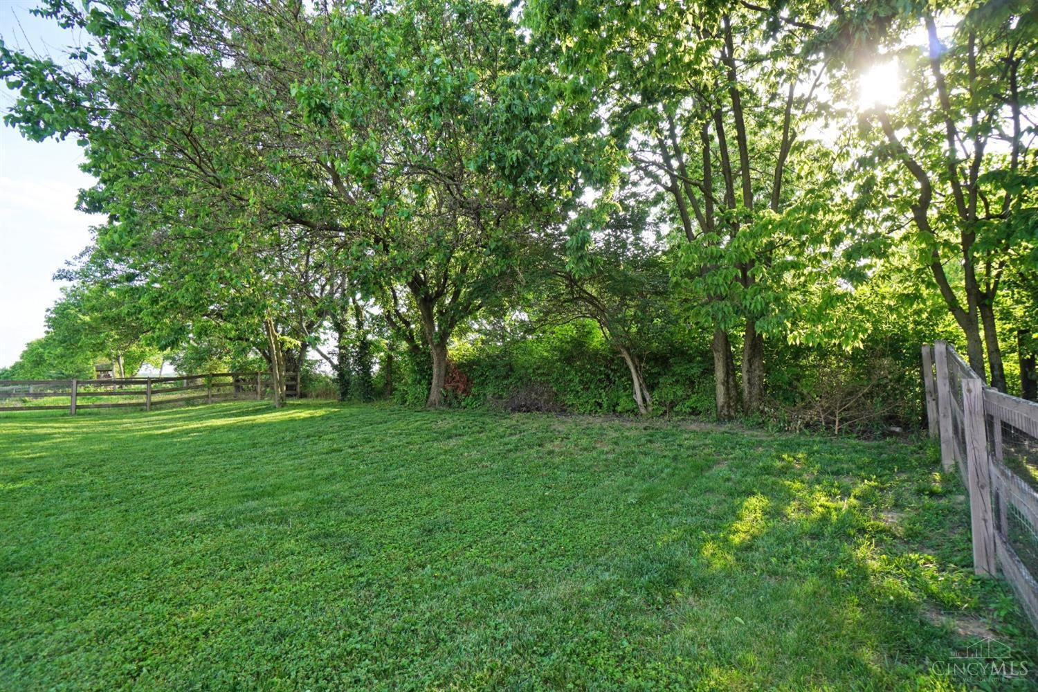 6373 Zoellners Place