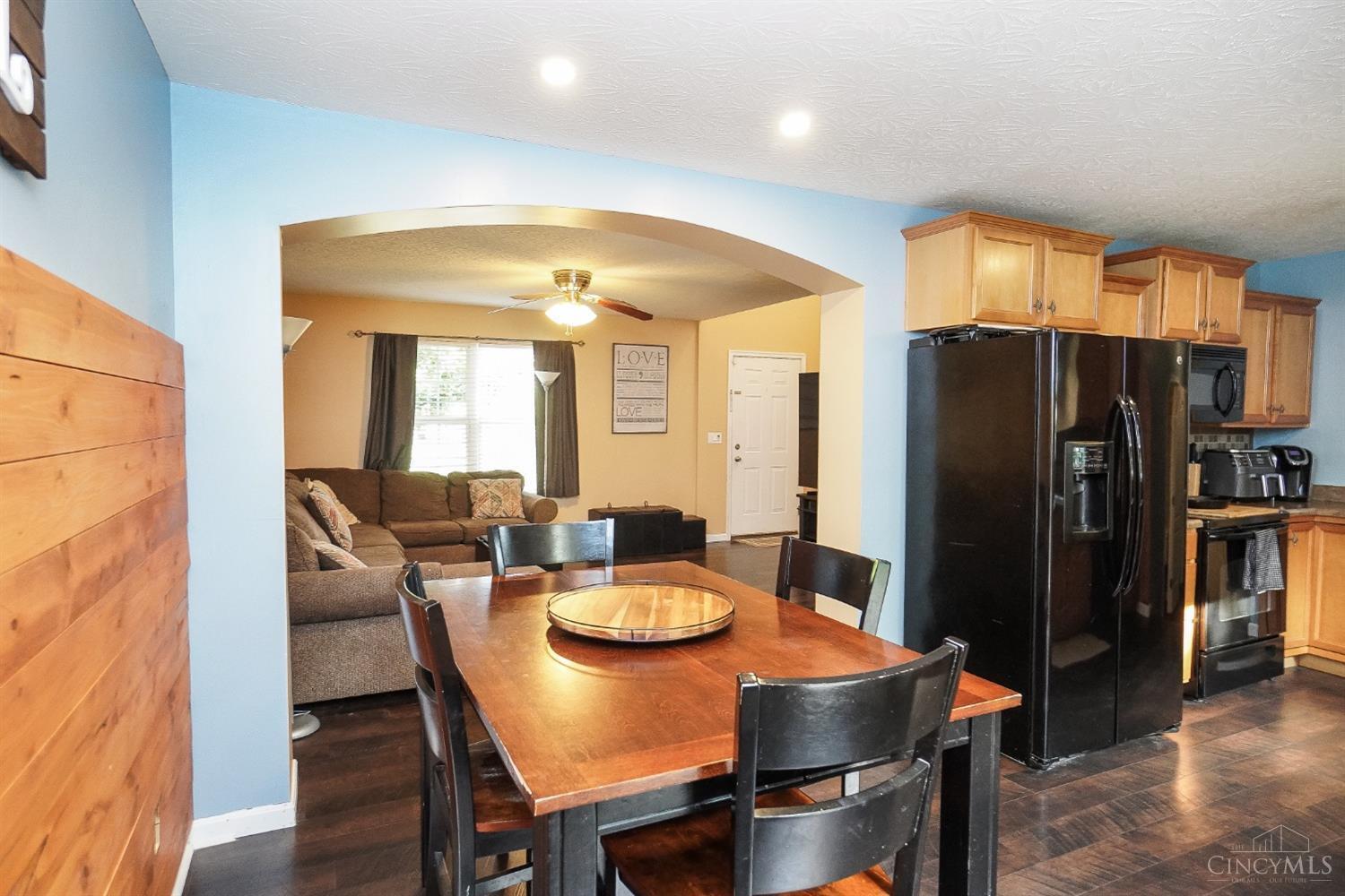 6373 Zoellners Place