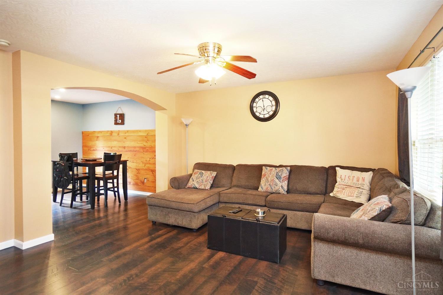 6373 Zoellners Place