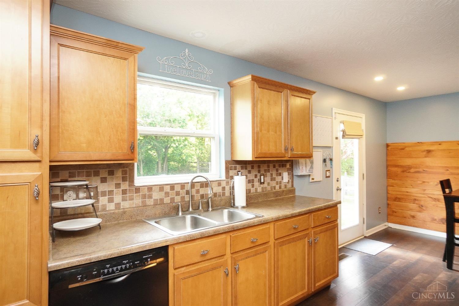 6373 Zoellners Place