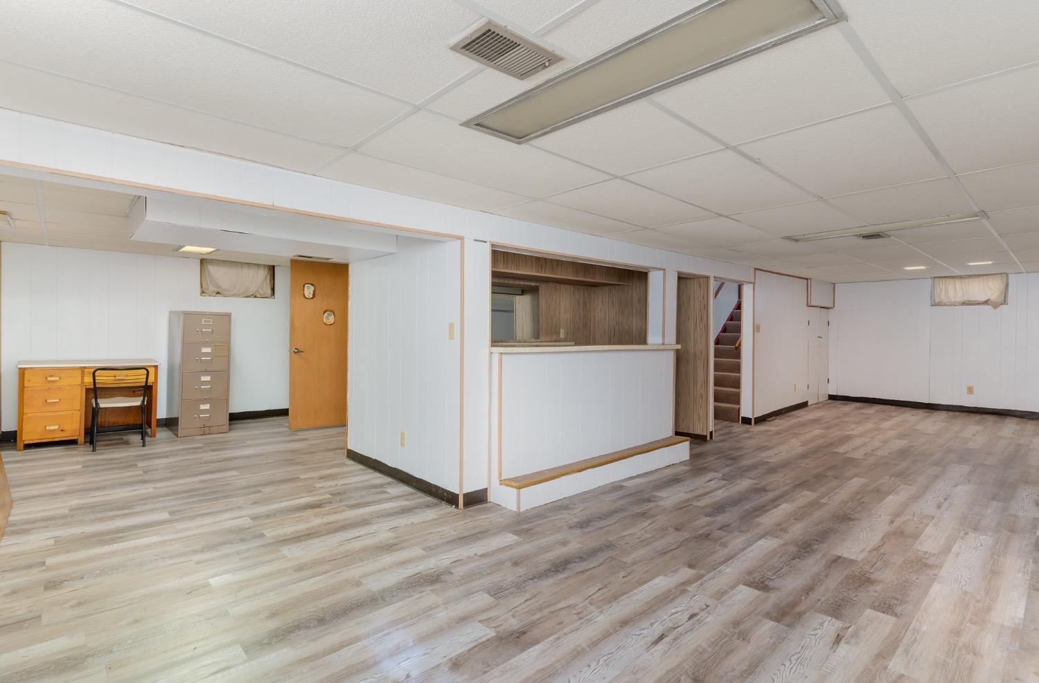 1906 Knollridge Lane