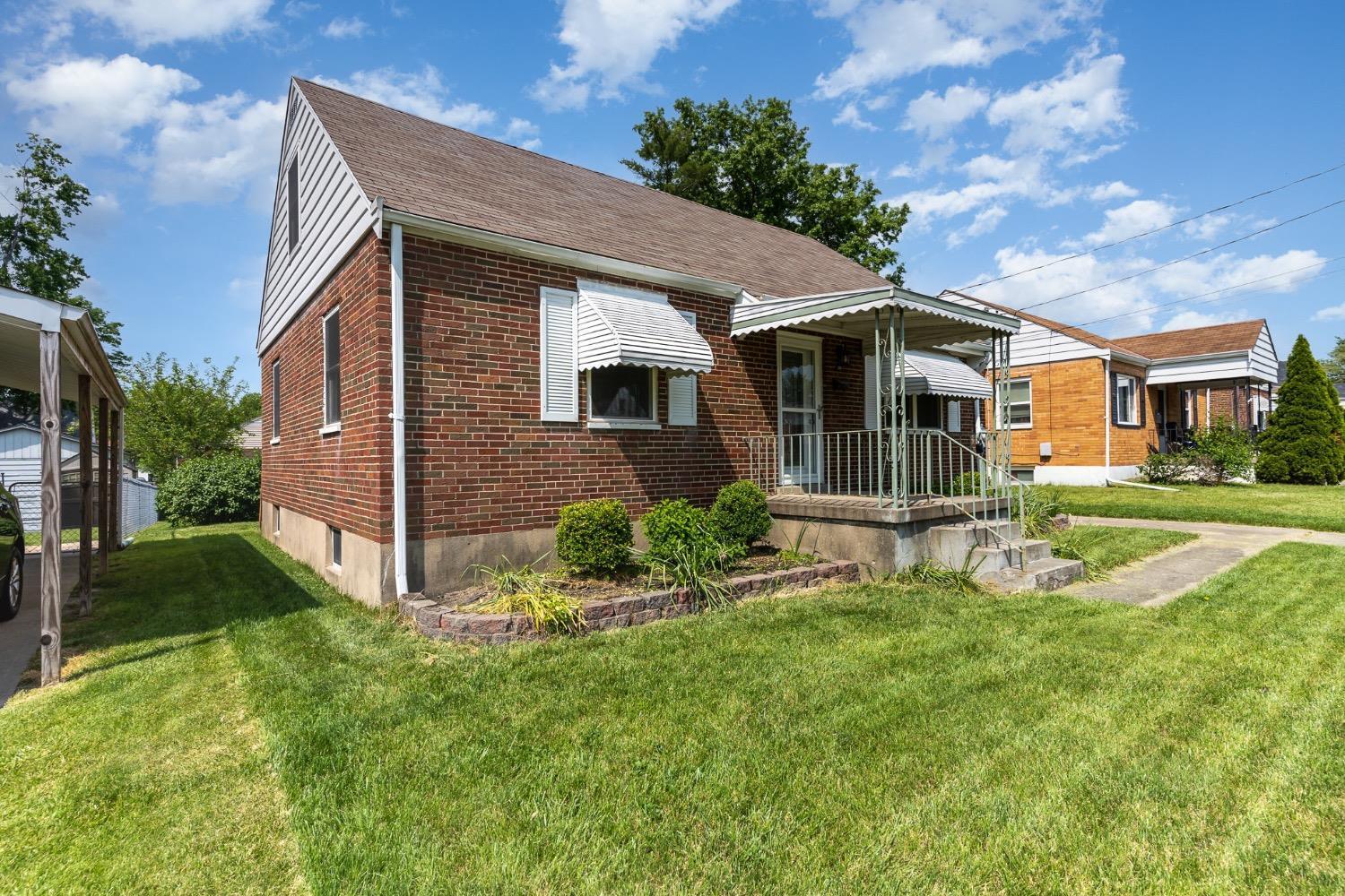 1906 Knollridge Lane