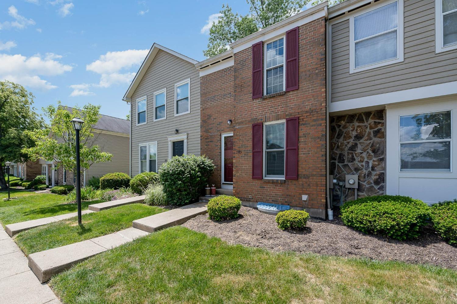 1085 Stratford Court