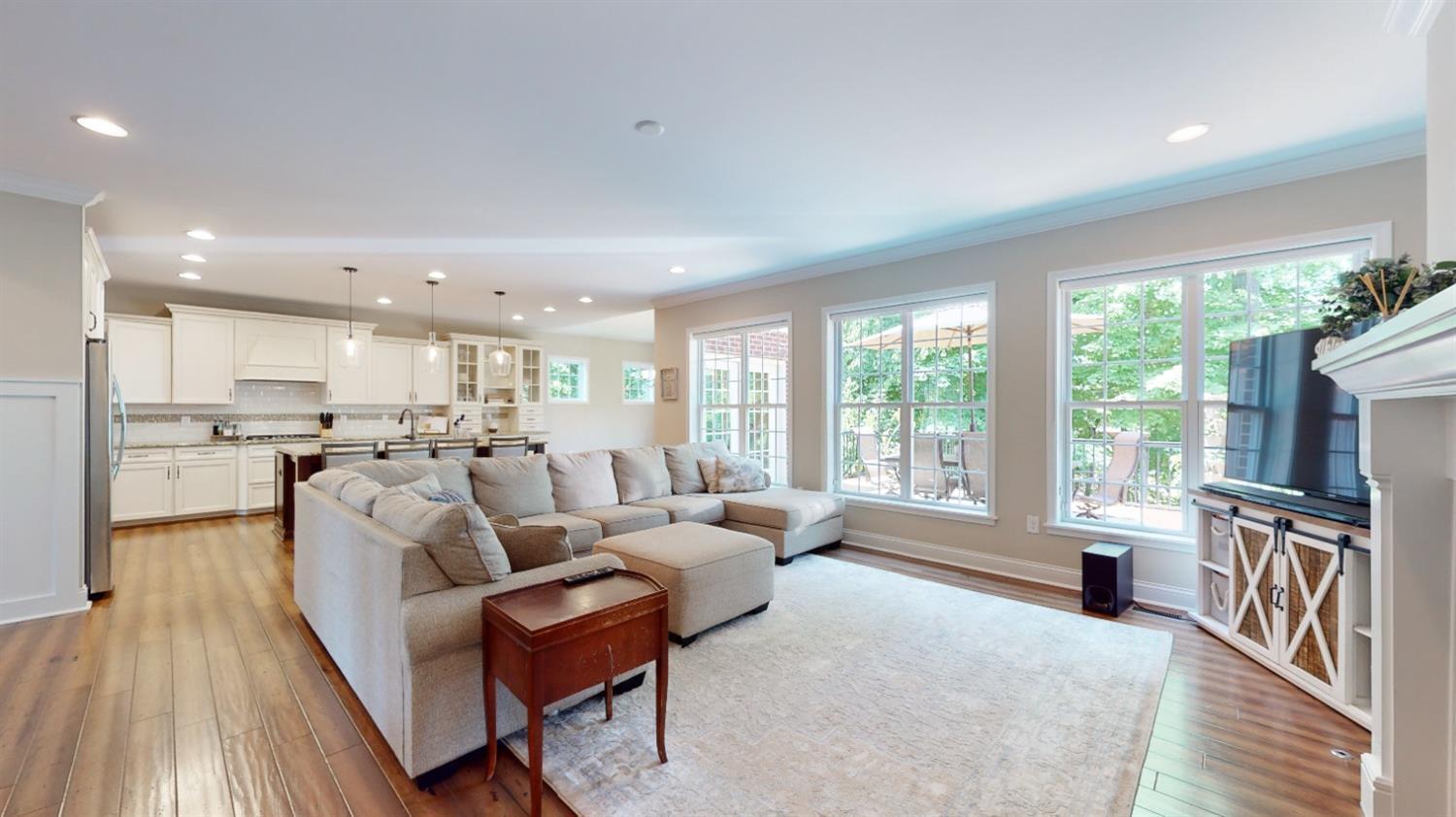 7565 Marsh Creek Lane