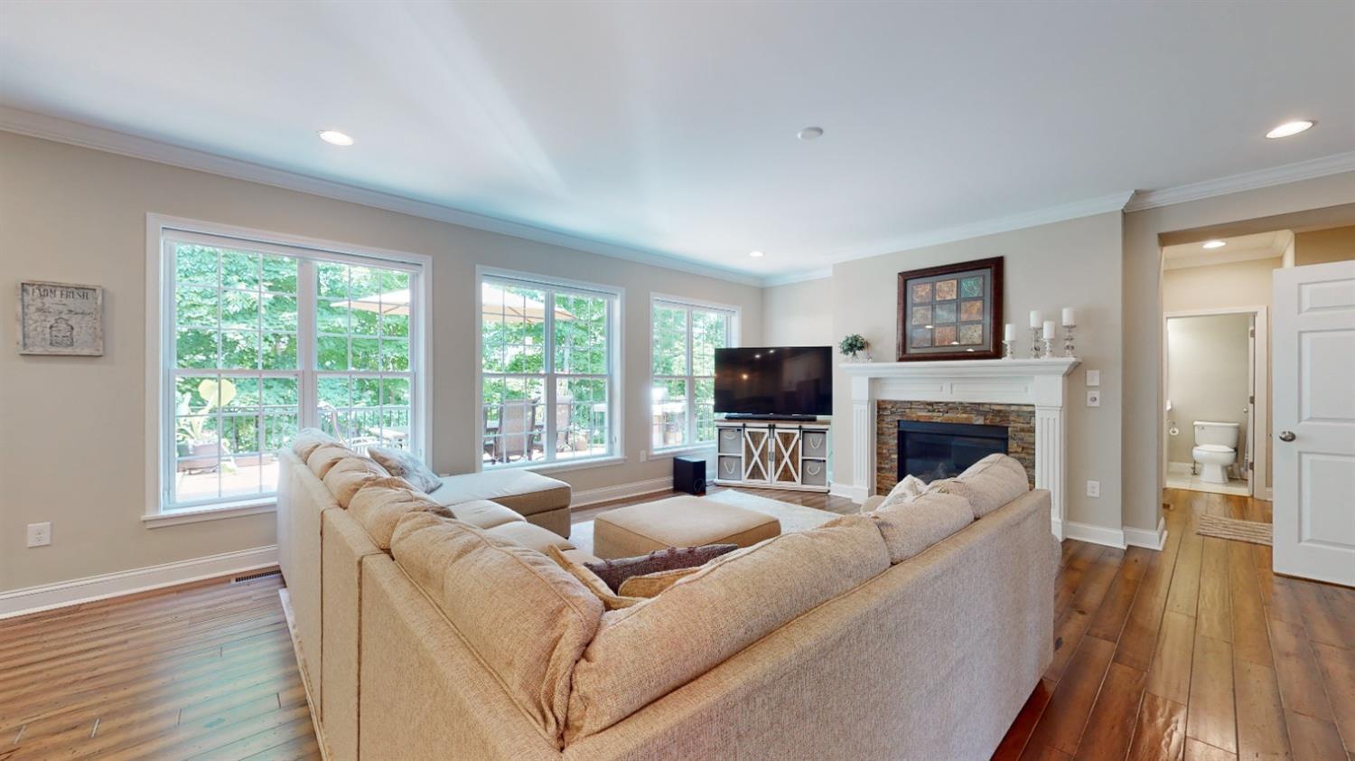 7565 Marsh Creek Lane