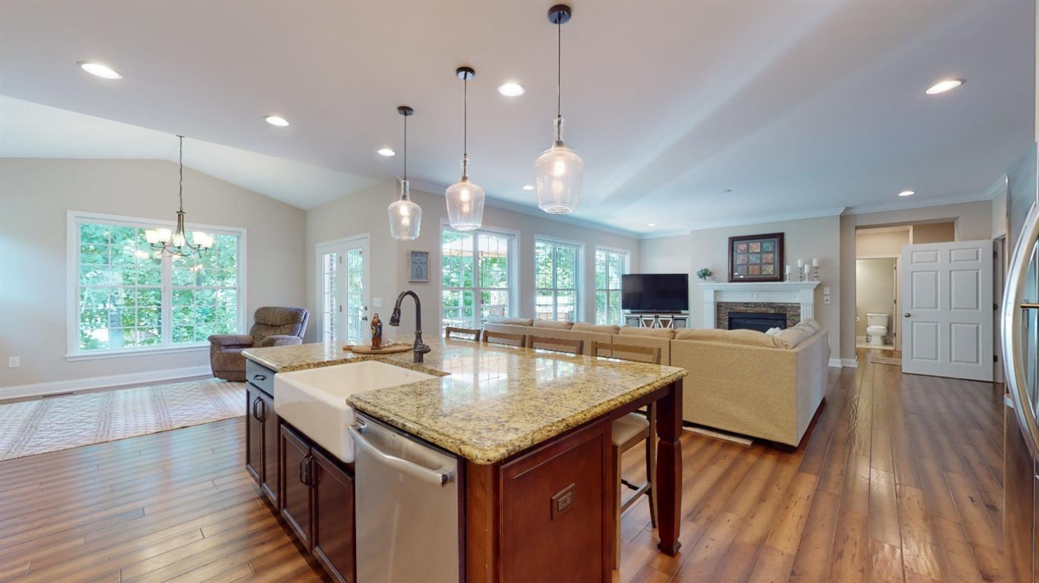 7565 Marsh Creek Lane