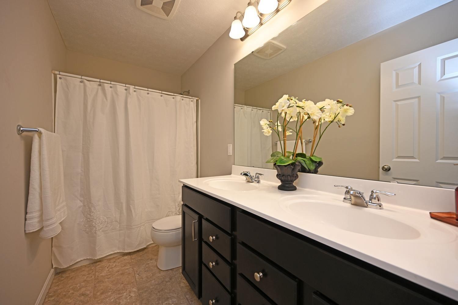 3064 Williamstown Lane