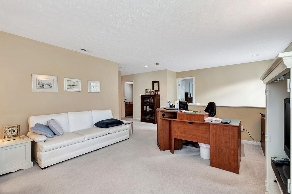 6899 Summer Field Drive