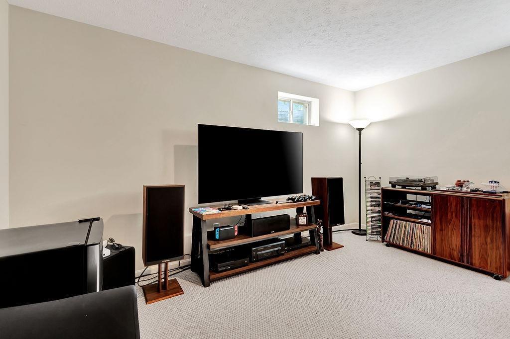 6899 Summer Field Drive