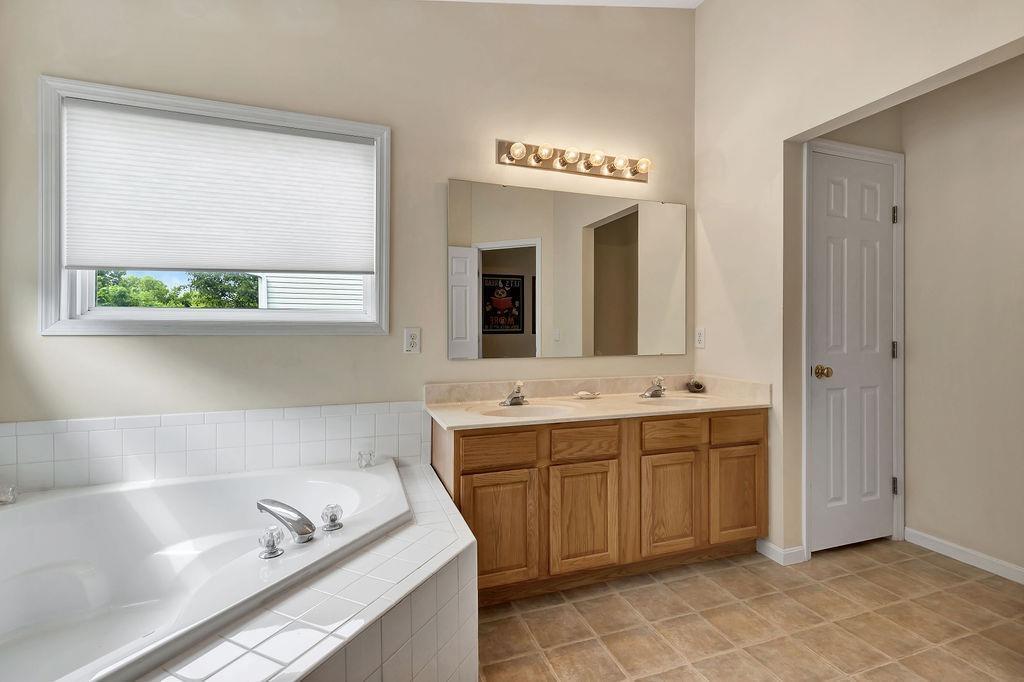 6899 Summer Field Drive