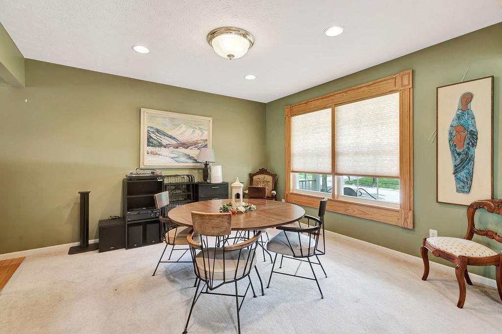 6899 Summer Field Drive