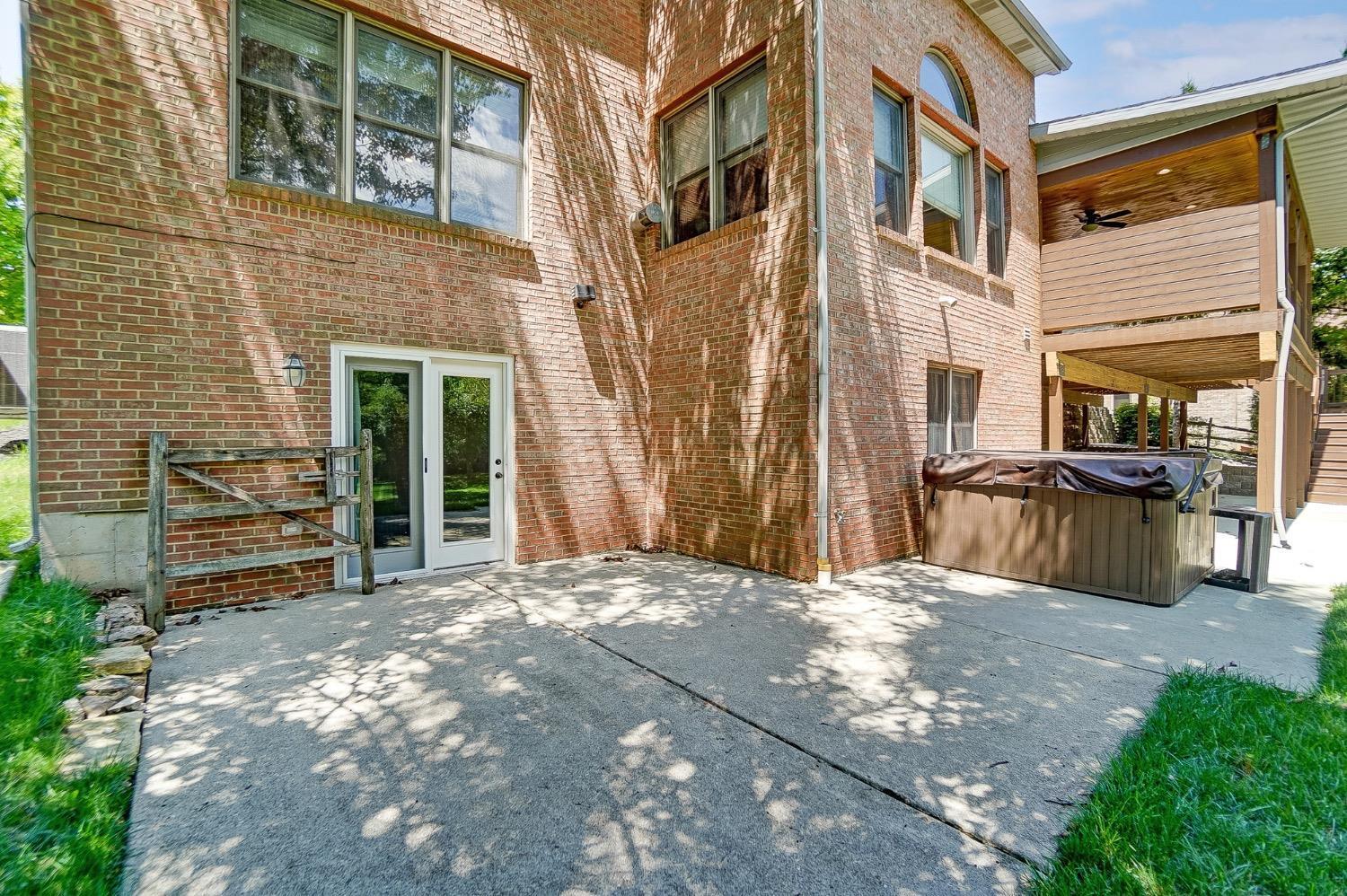 7652 Walnut Creek Court