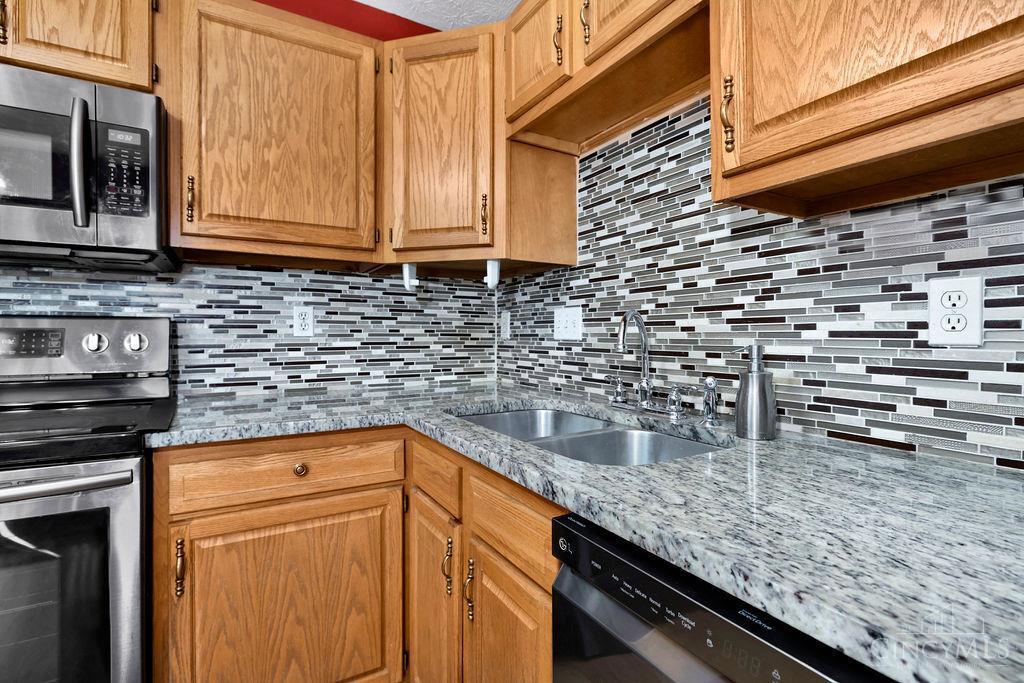 5933 Snider Cove Way