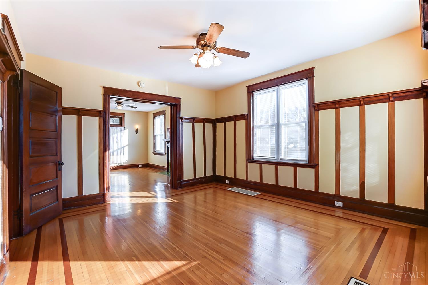 3433 Pleasant View Avenue