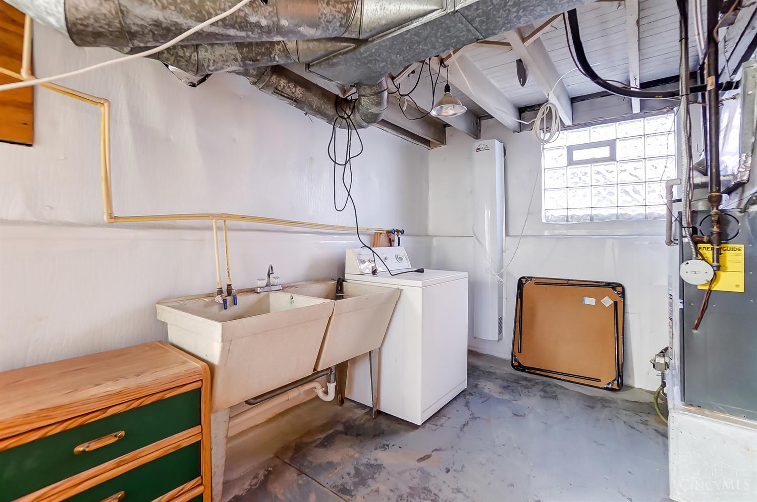 3433 Pleasant View Avenue