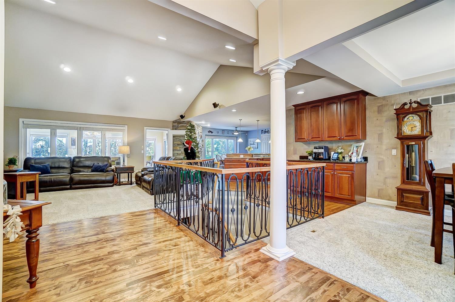 5815 Woodthrush Lane