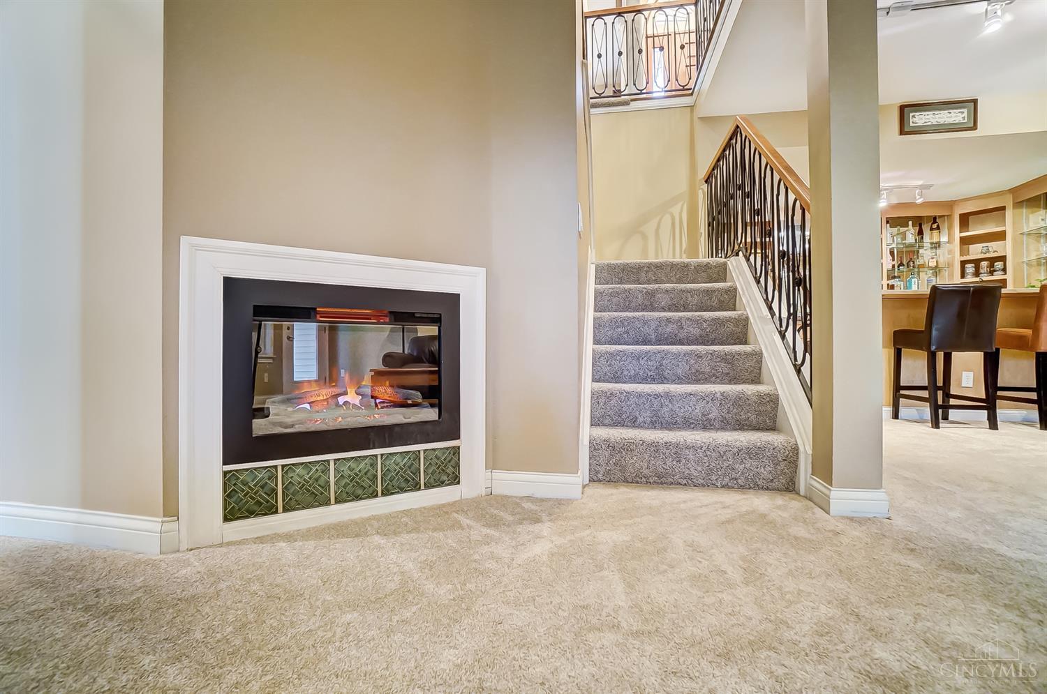 5815 Woodthrush Lane