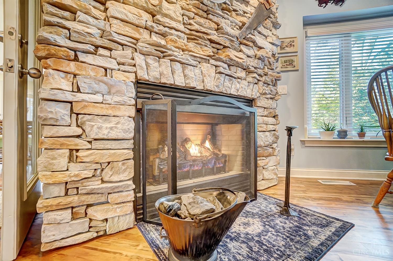 5815 Woodthrush Lane