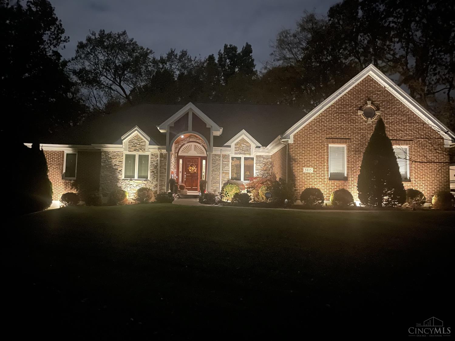 5815 Woodthrush Lane