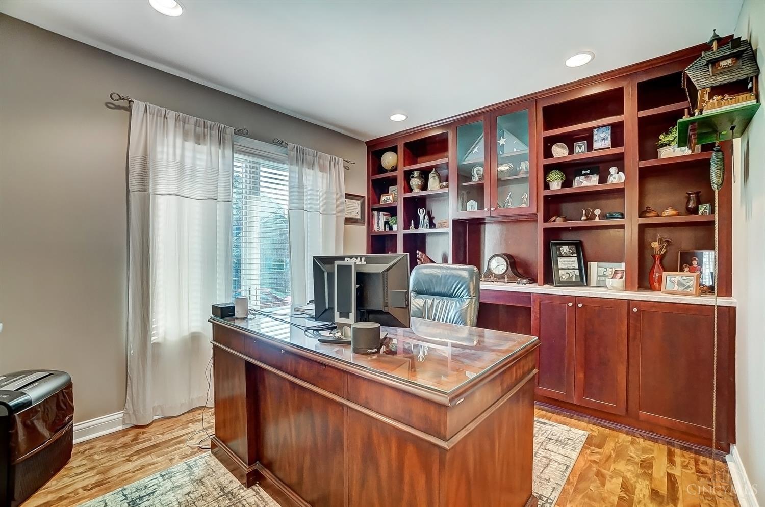 5815 Woodthrush Lane