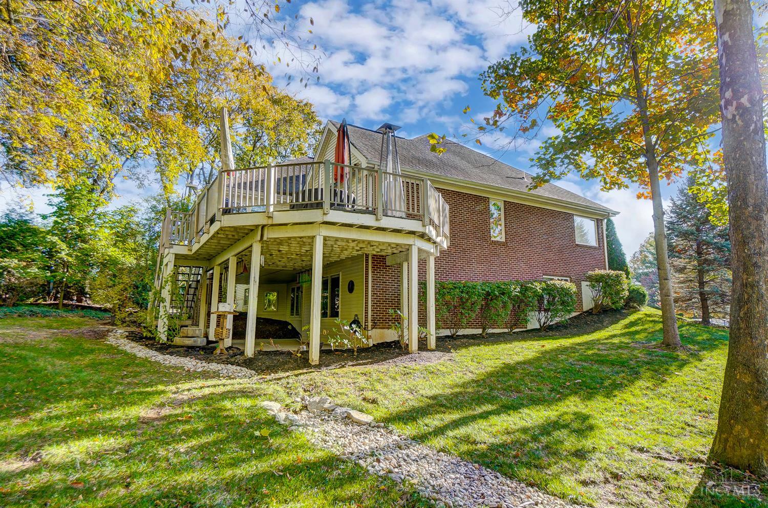 5815 Woodthrush Lane