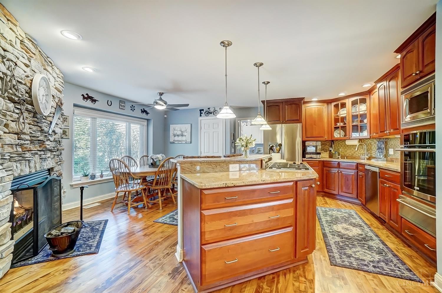 5815 Woodthrush Lane