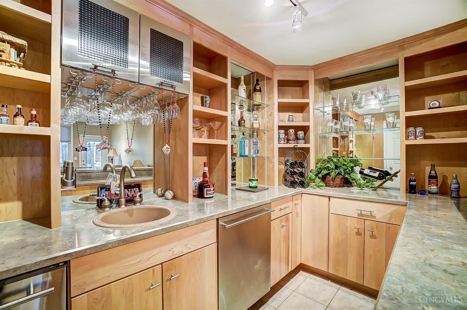 5815 Woodthrush Lane