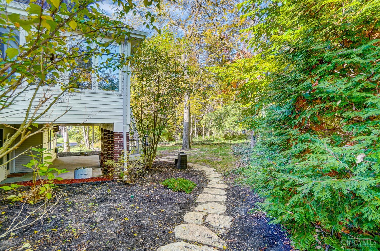 5815 Woodthrush Lane