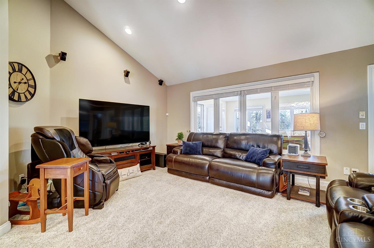 5815 Woodthrush Lane