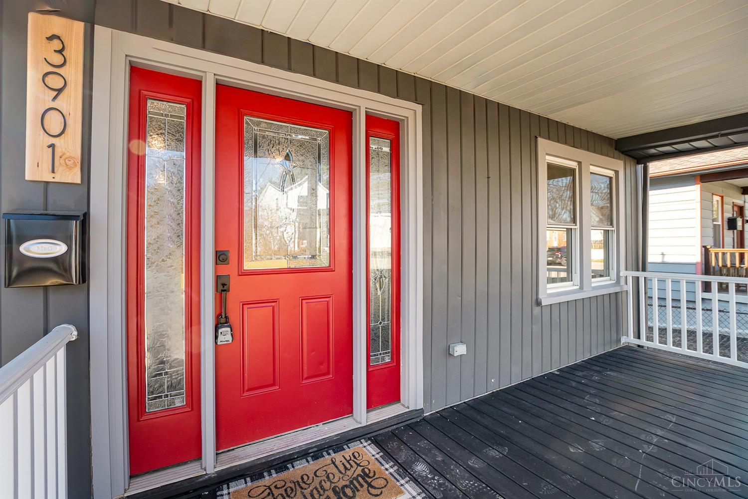 3901 Lonsdale Street