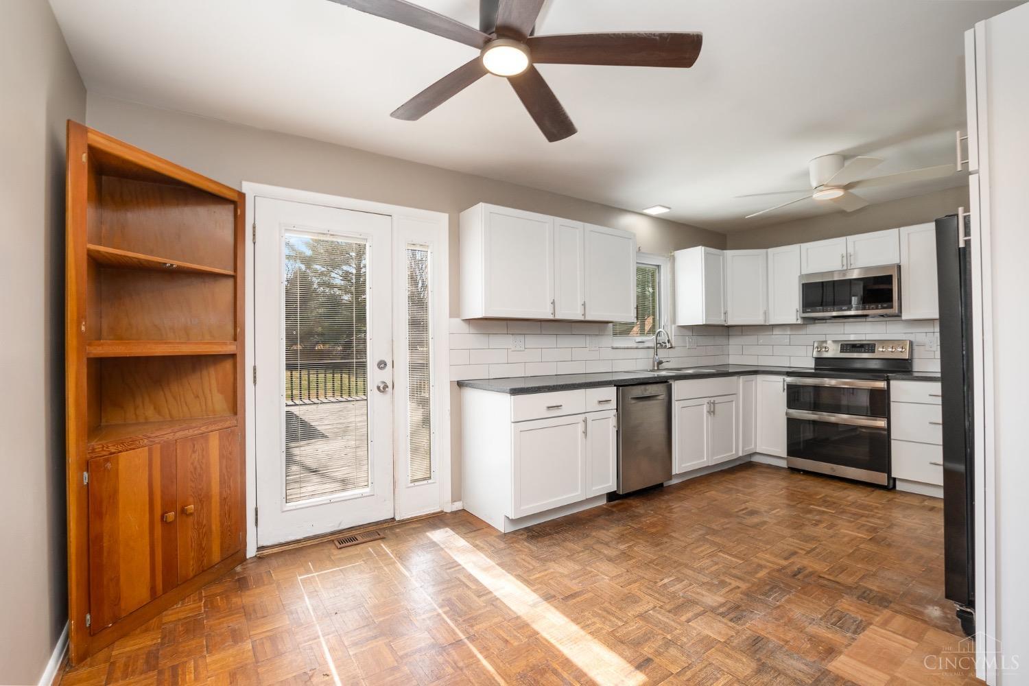 8327 Northport Drive