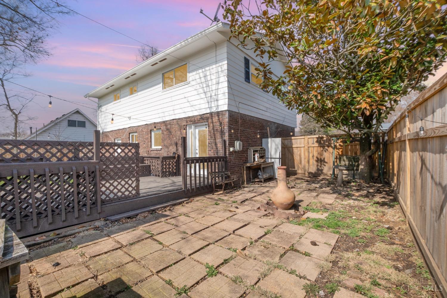 8327 Northport Drive