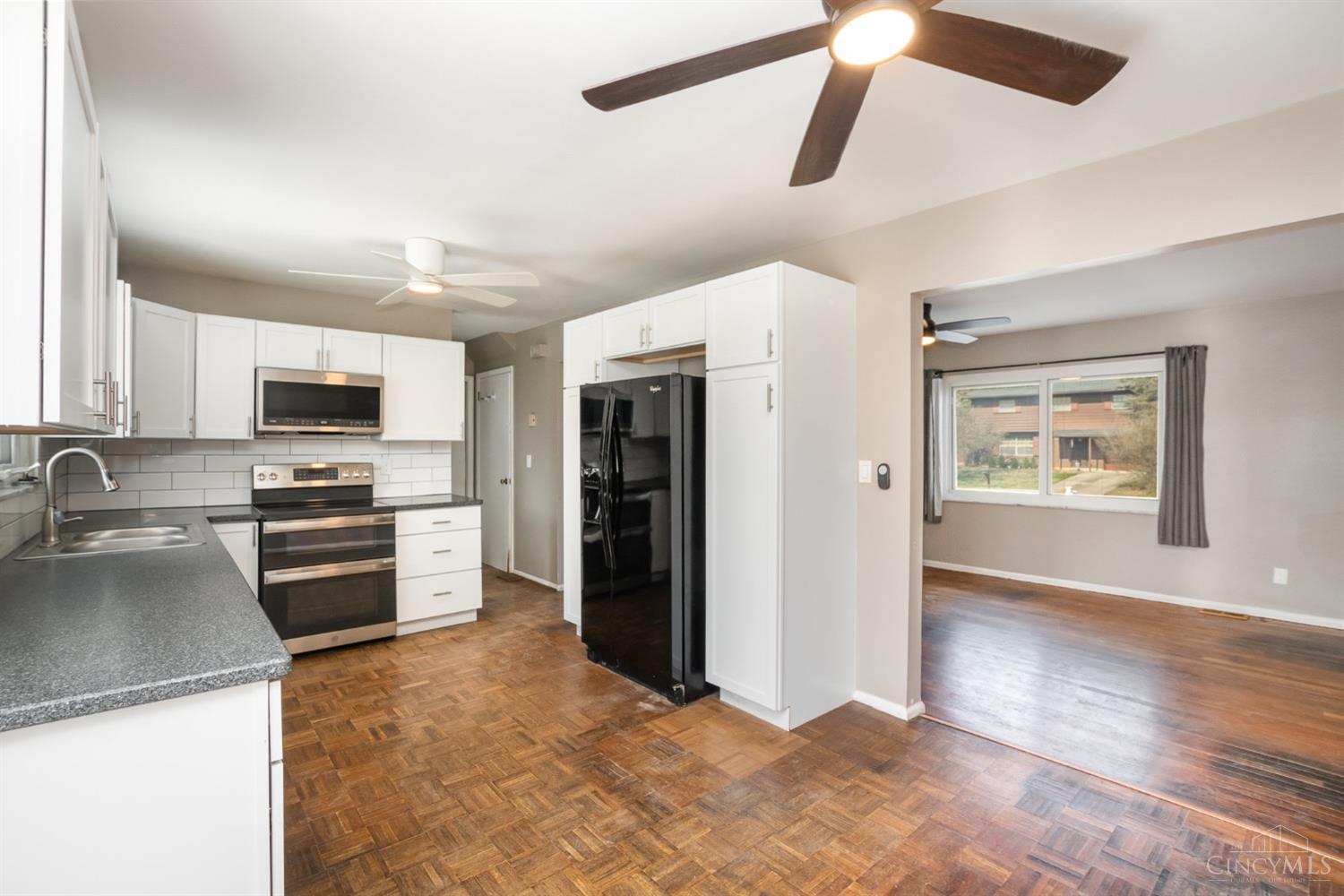 8327 Northport Drive