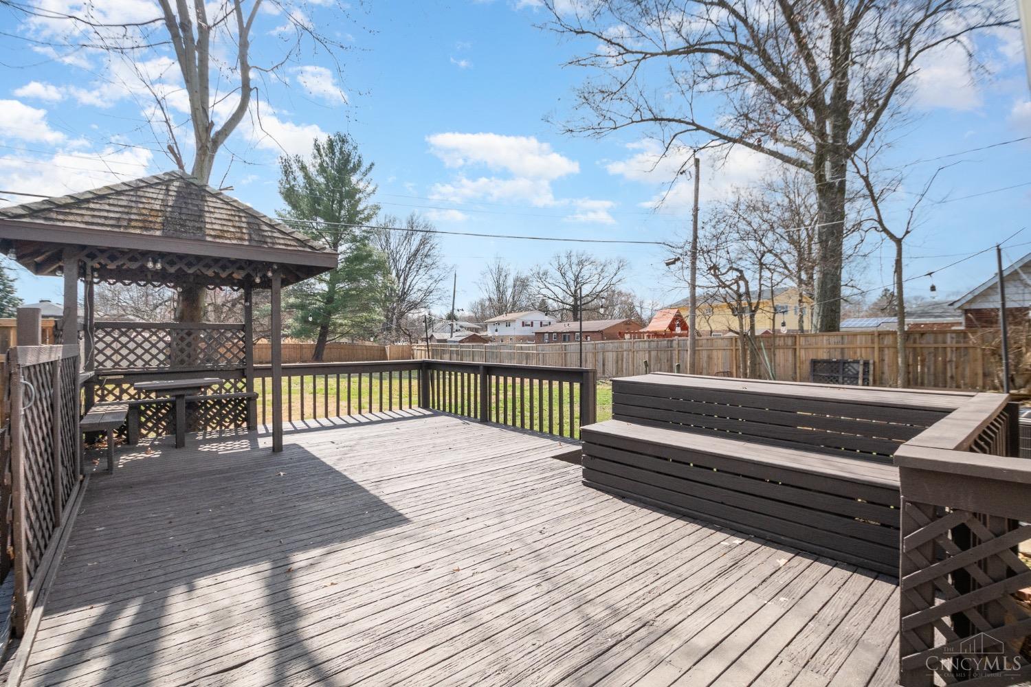 8327 Northport Drive