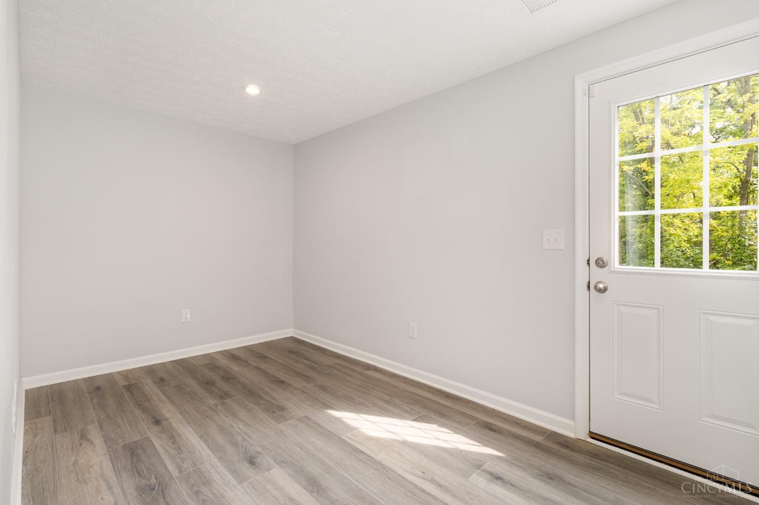 9872 Dunlap Drive
