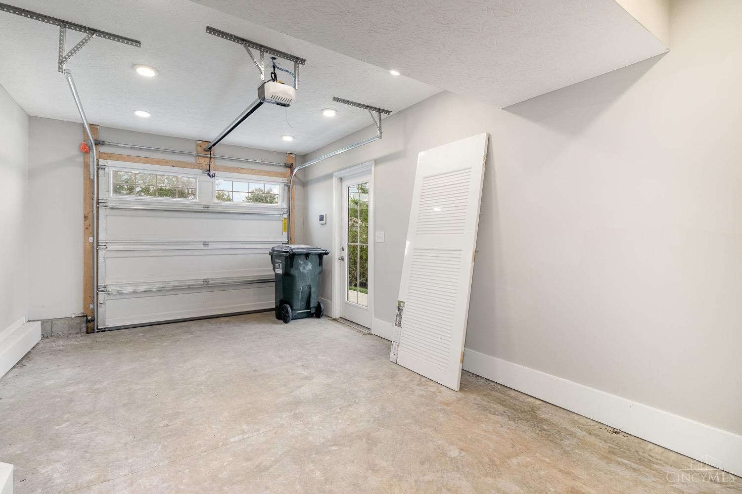 9872 Dunlap Drive