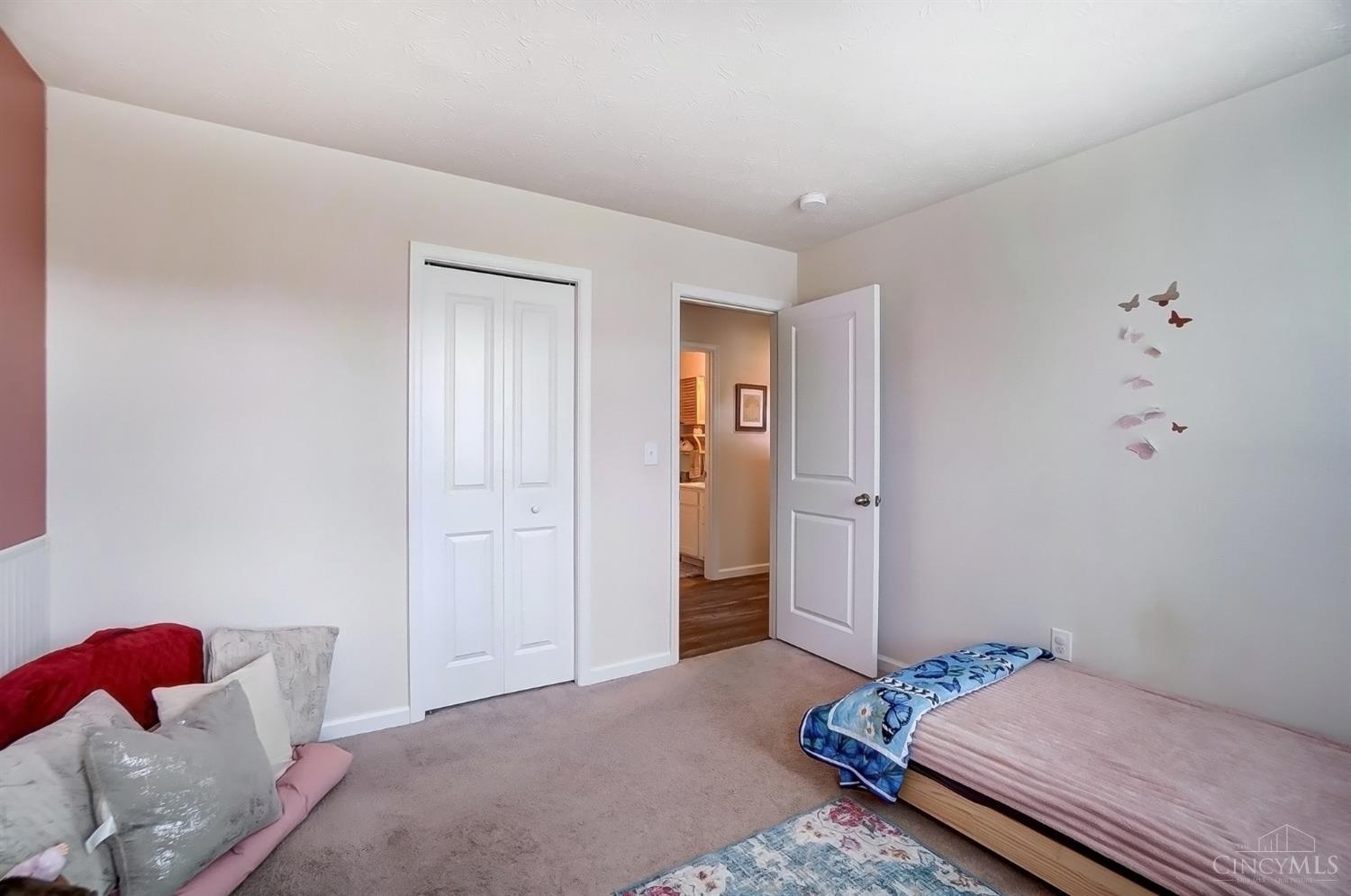 217 Wooded Ridge Drive