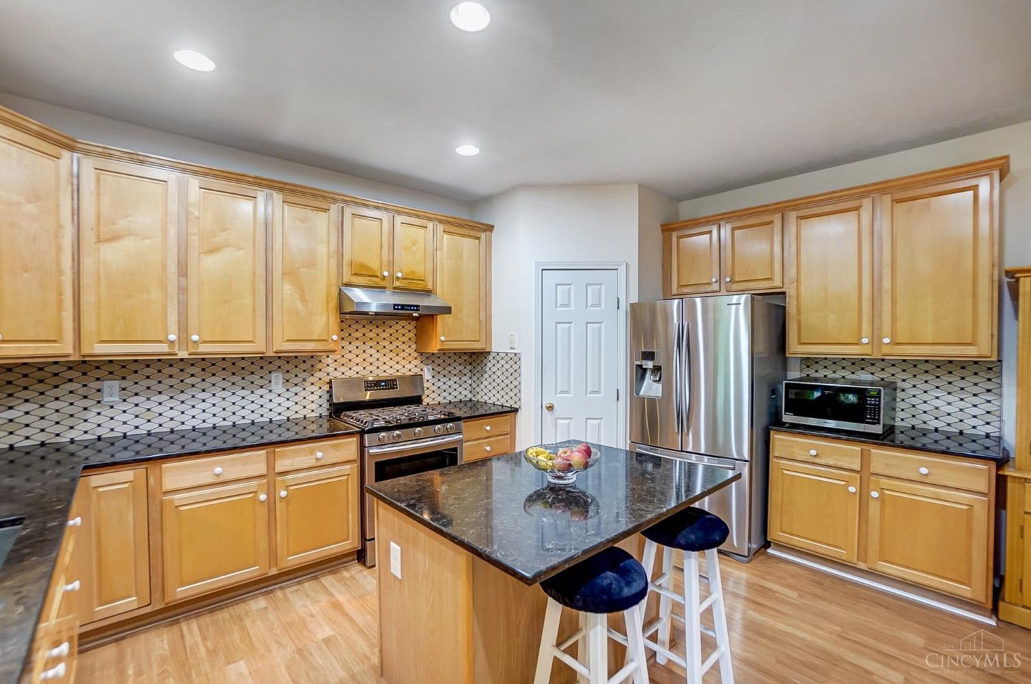 5733 Thornberry Court