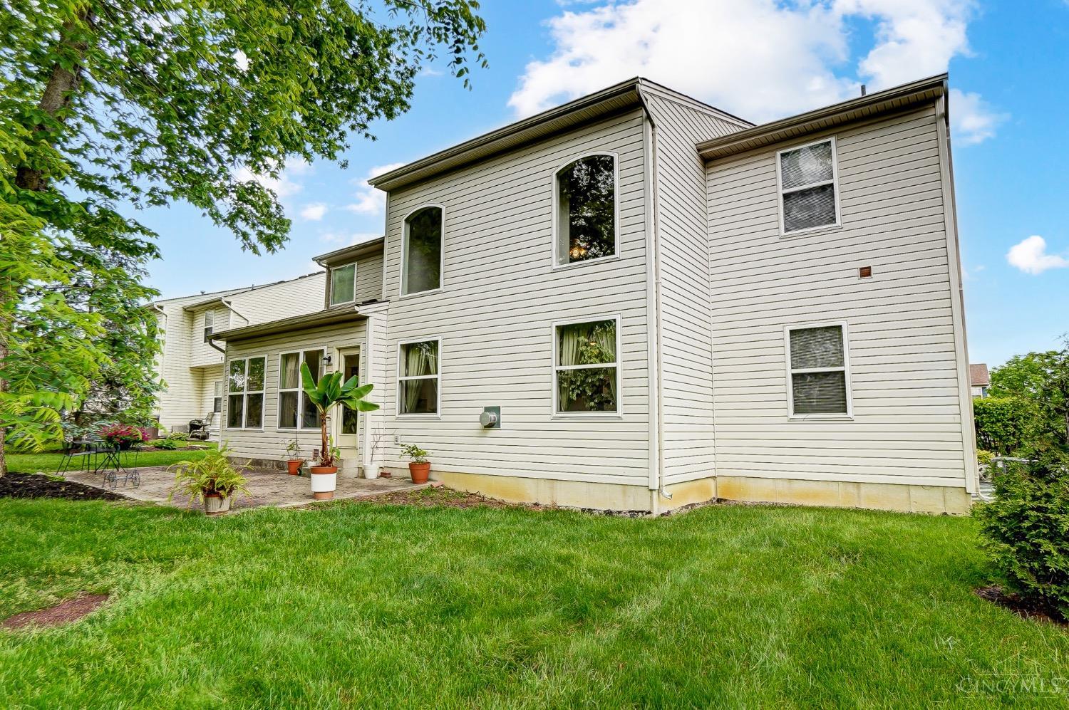 5733 Thornberry Court