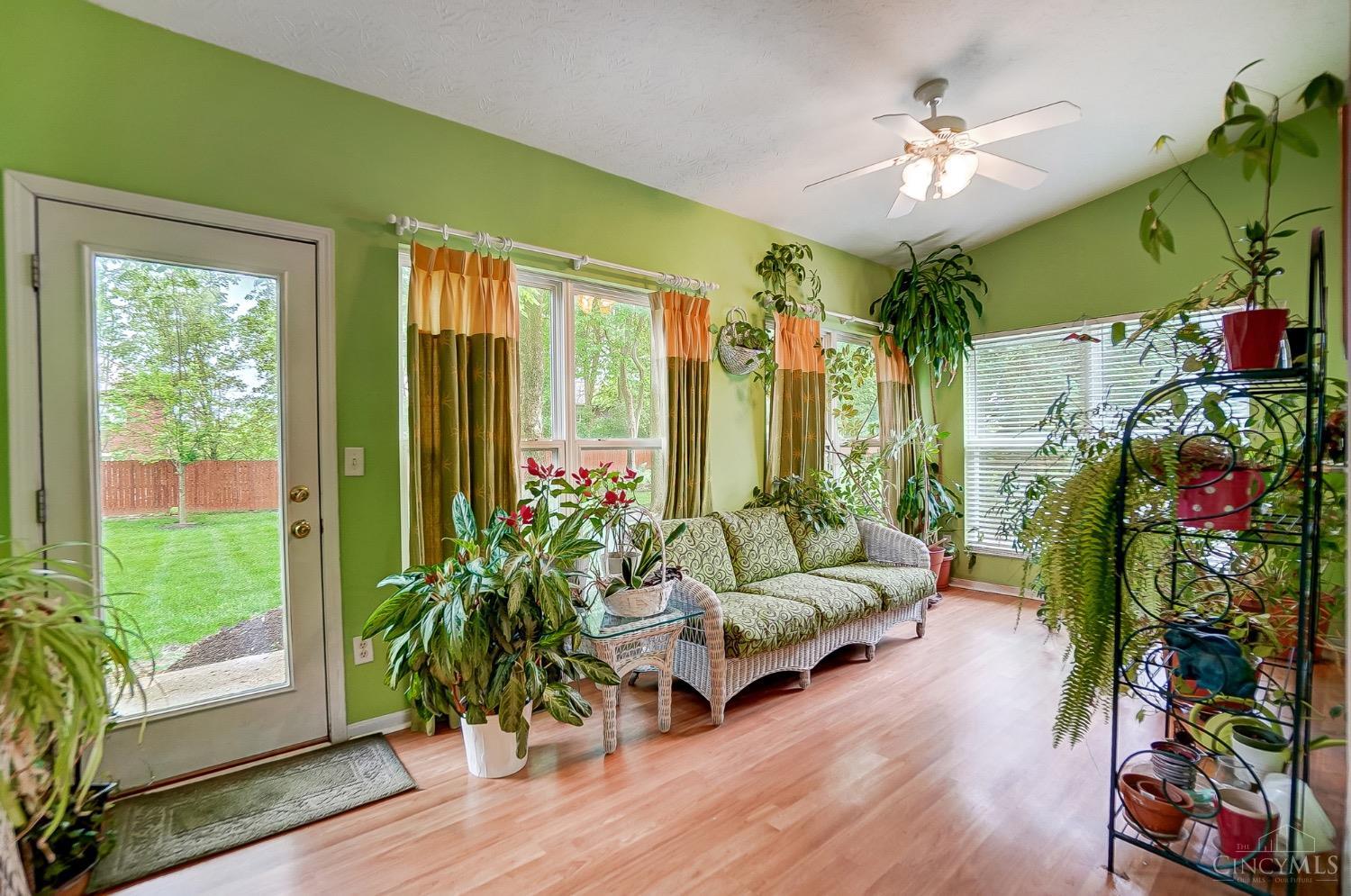 5733 Thornberry Court