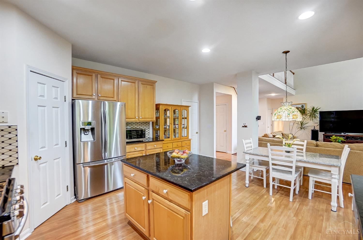 5733 Thornberry Court