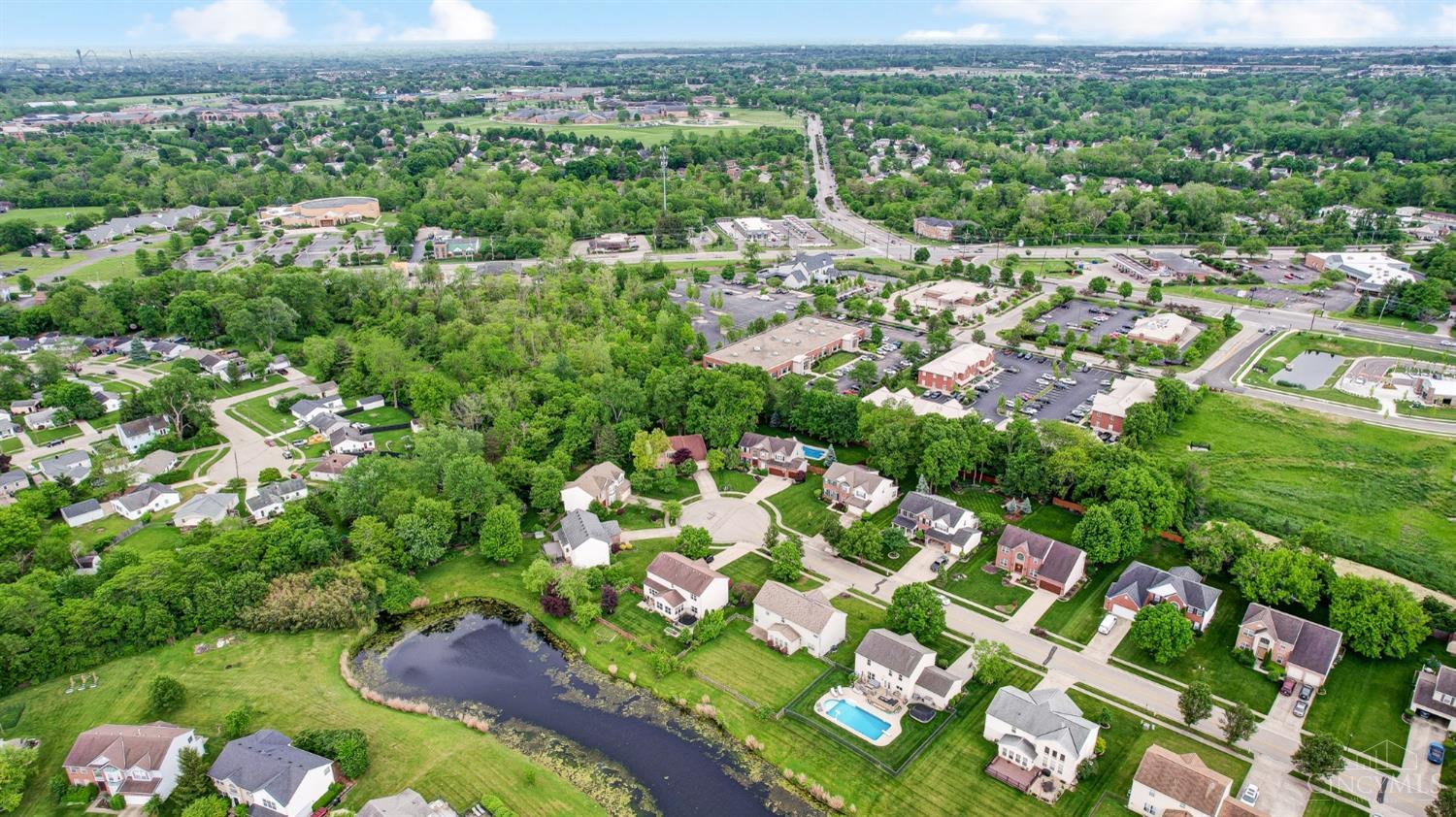 5733 Thornberry Court